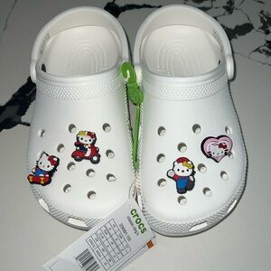 Unisex White Crocs Size 5 big kids NEW